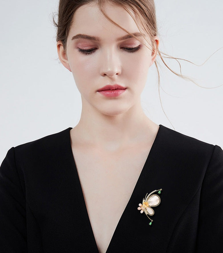 Vintage-Fashion-Simple-Natural-Pearl-Gold-Butterfly-Luxury-Women's-Wedding-Suit-Lapel-Design-Diamond-Brooch-Pin