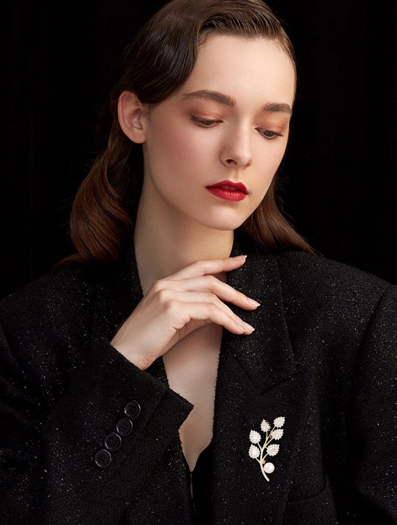 Pearl leaf brooch women's corsage