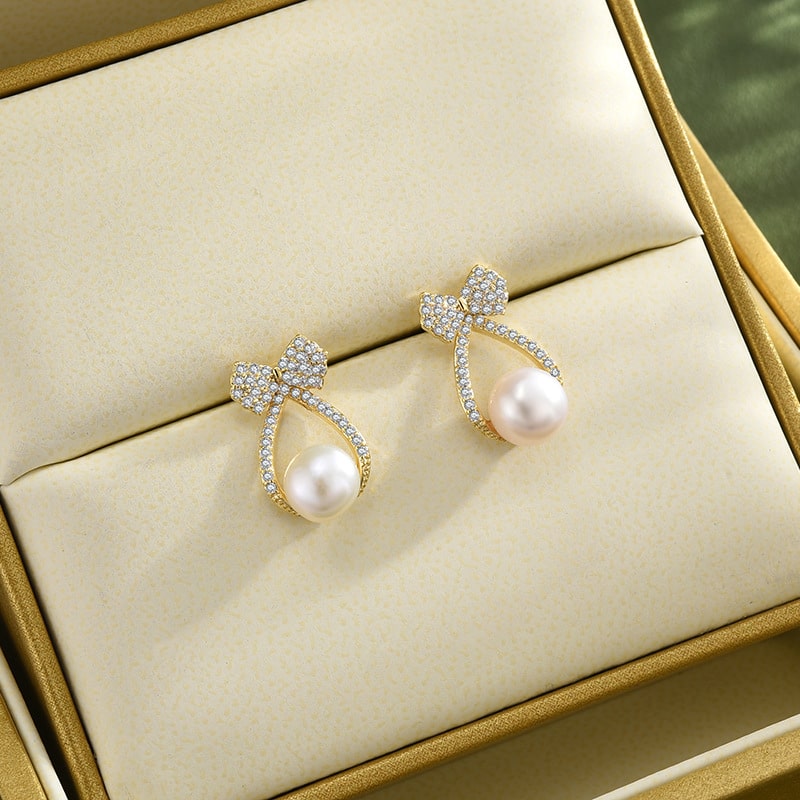 Pearl Teardrop Bow Earrings