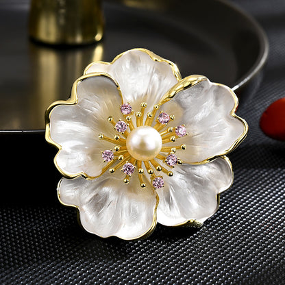 Broche Pivoine Perle