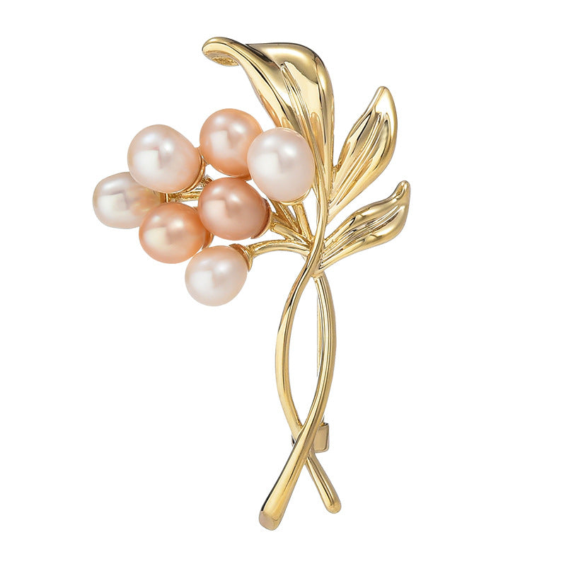 Broche bouquet couleur perle naturelle