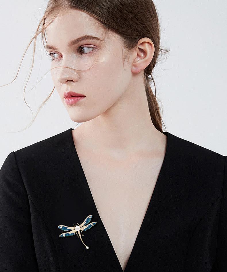 Retro-Fashion-Simple-Natural-Pearl-Dragonfly-Luxury-Women's-Suit-Lapel-Design-Brooch-Pin