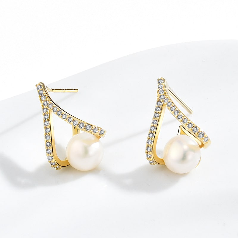 Pearl Heart Earrings