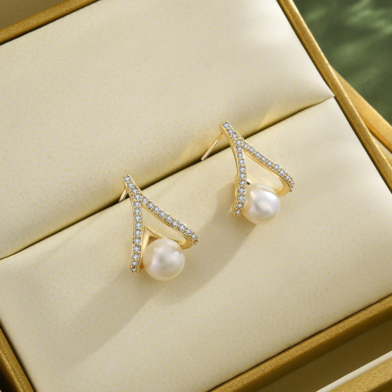 Pearl Heart Earrings
