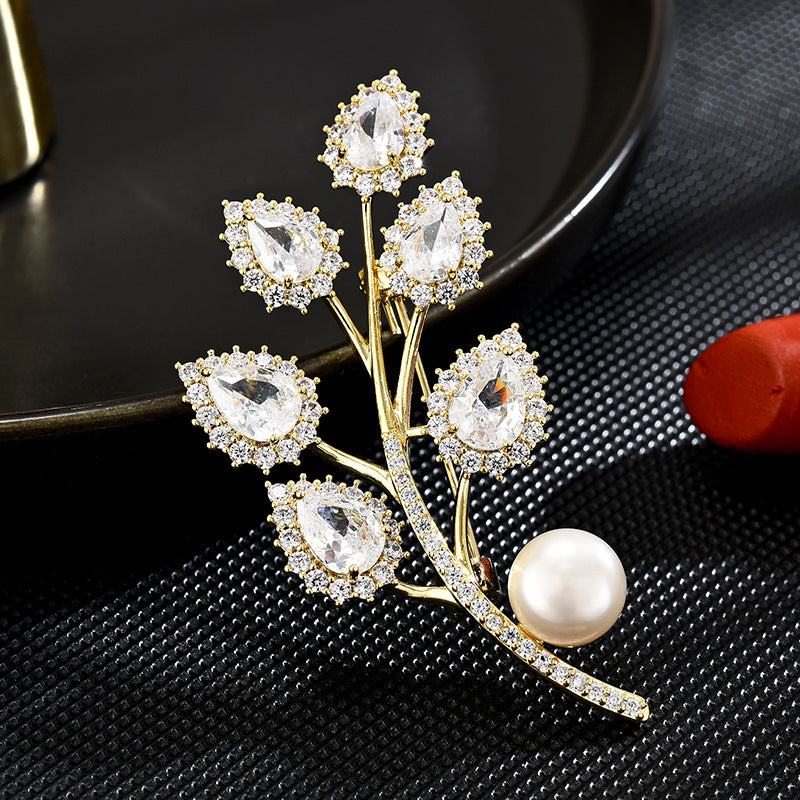 Pearl leaf  brooch women's corsage